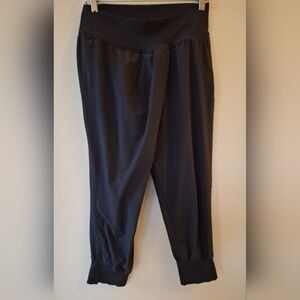 Lululemon Womens Black Lightweight Tapered Crop Joggers Size 8